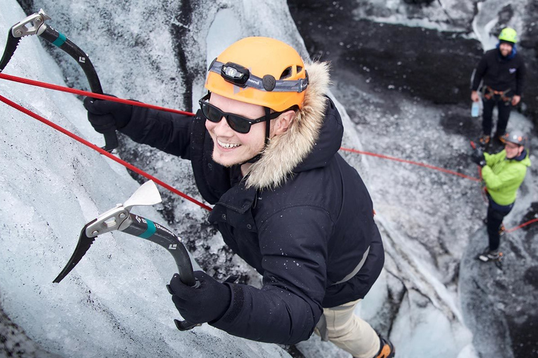 Escalade sur glace et randonnée glaciaire au Sólheimajökull