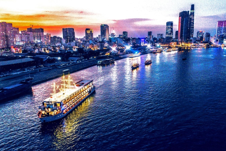 Tour nocturno por la ciudad de Ho Chi Minh: Torre Bitexco y crucero con cenaTour nocturno por la ciudad de Ho Chi Minh en inglés