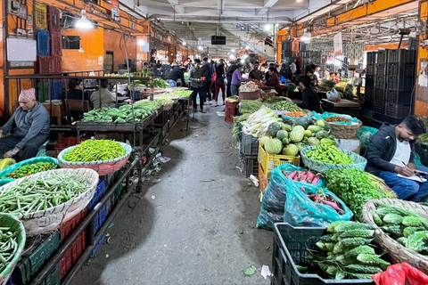 Kathmandu: Morning Market Tour with Nepali Breakfast