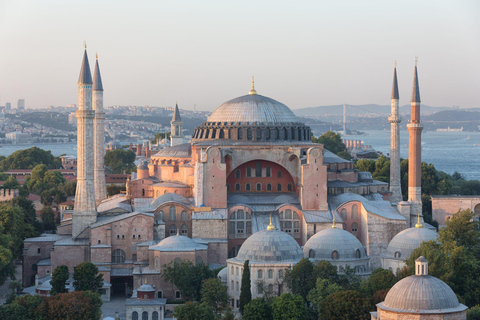 Istanbul: Old City Highlights Walking Tour with Local Guide Blue Mosque, Hagia Sophia and Hipodrom Tour with Pick Up
