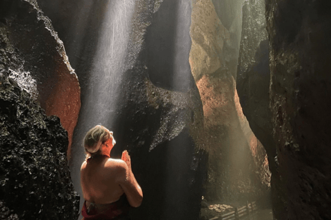 Taman Beji Griya Waterfall: Holy Bathing/Soul Retreat Ritual Tour with Meeting Point at Griya Beji Waterfall