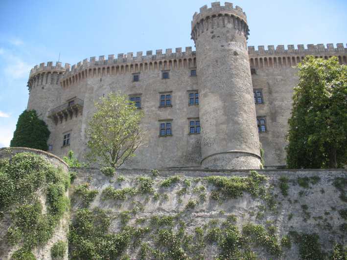 Bracciano: Odescalchi-Orsini ancient Castle Tour with Lunch
