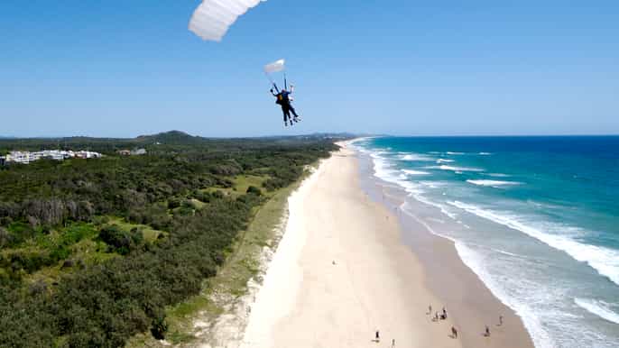 noosa tandem skydive from 15000 feet