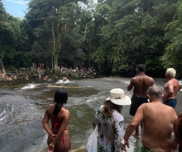 Paraty: Cachoeiras, Cachaça e Passeio de Jeep no Poço do Tarzan