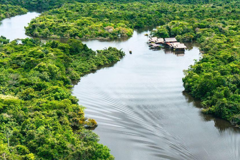 Explorando a Amazônia: Dia de aventura saindo de Iquitos