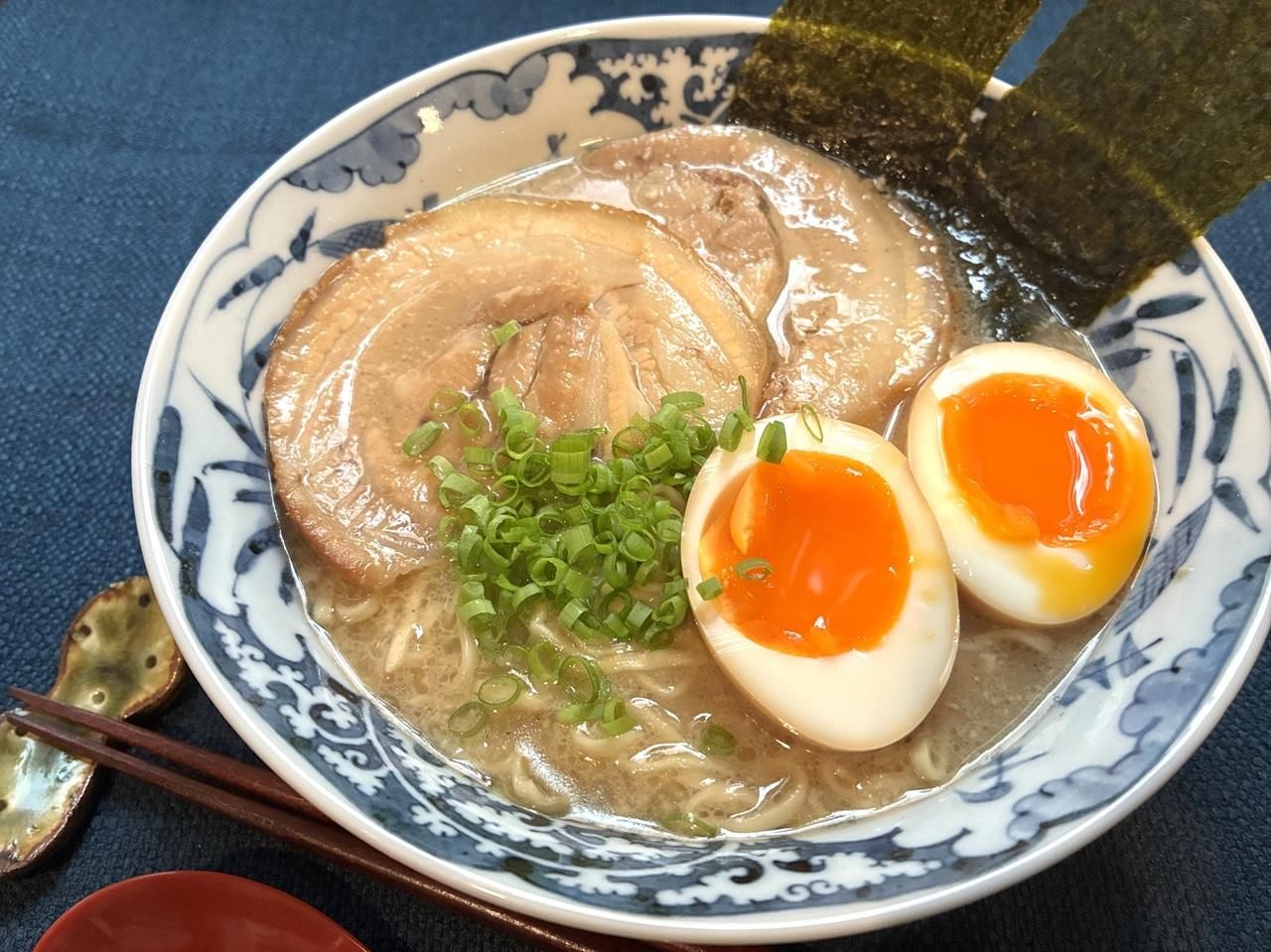 Nagoya: Mach hausgemachte Tonkotsu-Ramen von Grund auf neu!