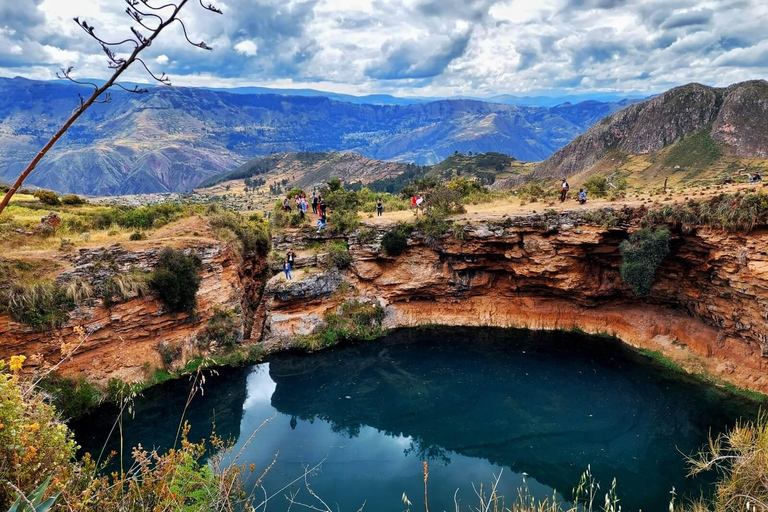 Ayacucho : Journée complète au Cenote de Chapalla