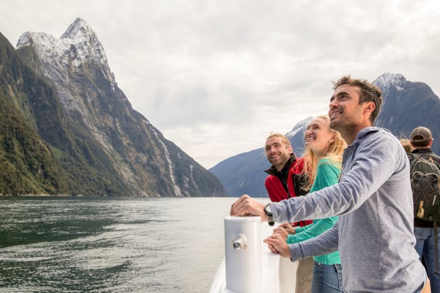 Visit Milford Sound Nature Cruise with Picnic Lunch in Milford Sound
