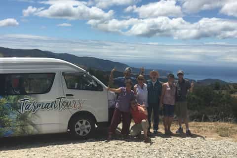 Abel Tasman National Park: Day Trip with 1.5-Hour Cruise