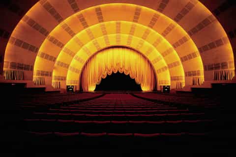 New York: Radio City Stage Door Tour Ticket