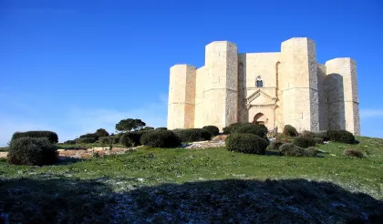Castel del Monte Tour mit Transfer von Trani