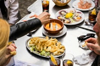 Seville, Tapas Crawl - Housity