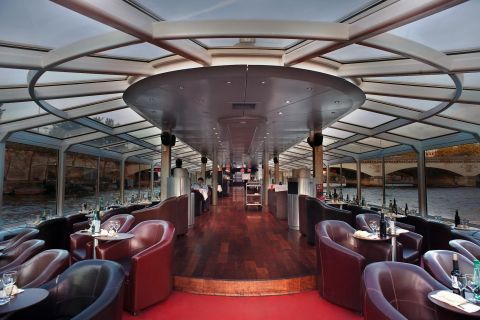 Paris: cruzeiro com jantar de 2 pratos com panorama no rio Sena