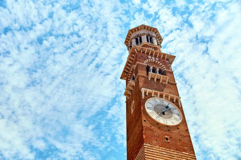 Verona desde las alturas: entrada a la torre de Lamberti