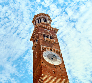 Torre dei Lamberti: Tickets und Touren