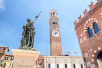 Verona von oben, Lamberti Tower -Eintrag - Housity
