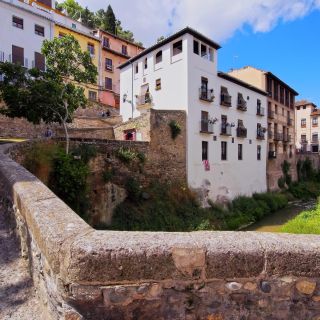 Granada: Alhambra & Albaicin Private Tour mit Vorzugseinlass