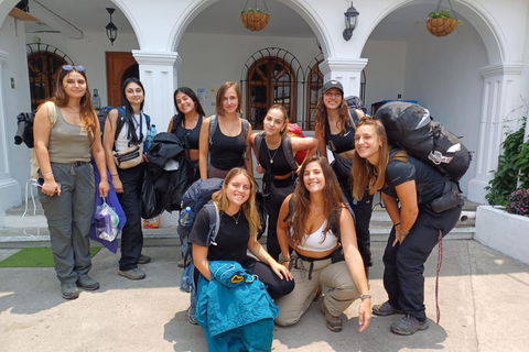 4WD Acatenango Volcano Tour & Fuego / All Inclusive !