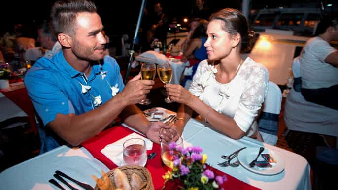 bali romantic evening dinner cruise