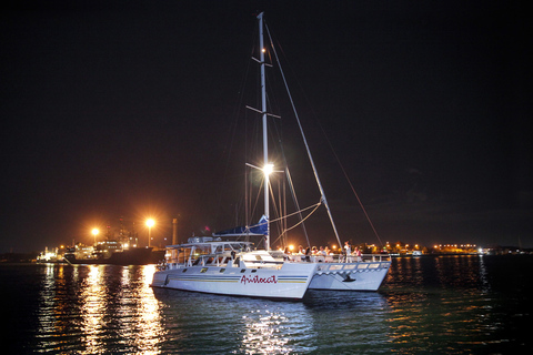 Bali Benoa: 5-Course Romantic Evening Cruise with Live Music Dinner Cruise with Round-Trip Hotel Transfers