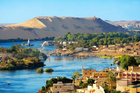Cairo e Nilo: 7 giorni in hotel e crociera in aereo