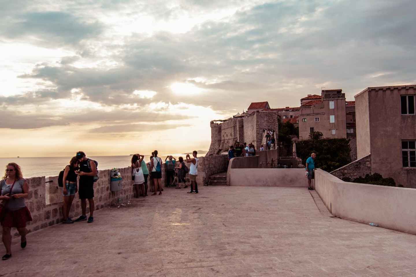 Dubrovnik: Walls and Wars Walking Tour - Shared Walking Tour