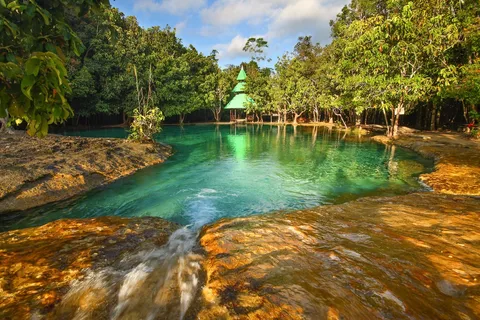 Krabi: Tiger Temple, Hot Springs & Crystal Pool Jungle Tour