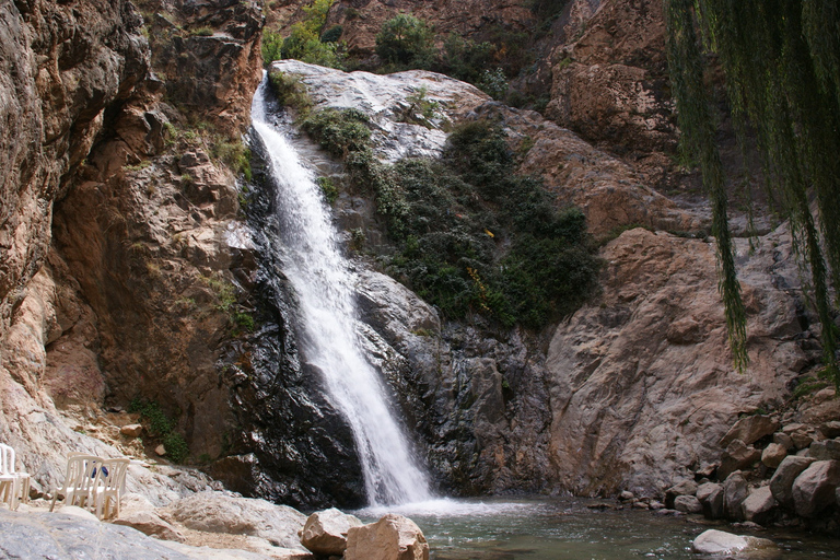 De Marrakech: Excursão de um dia ao Vale do Ourika e às Montanhas AtlasExcursão Guiada de 1 DIa