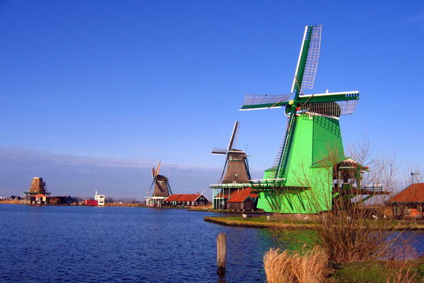 Zaanse Schans, Volendam, Edam, Marken, Monnickendam w/Pickup