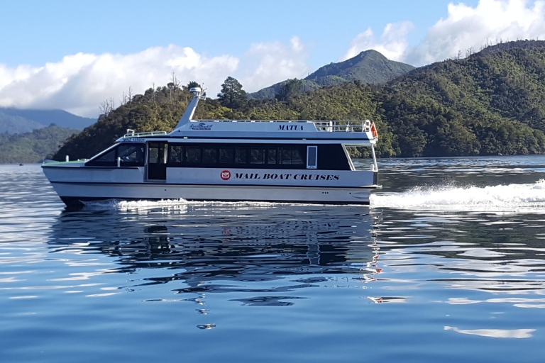 Ab Picton: Postboot-Tour auf dem Queen Charlotte SoundQueen Charlotte Sound Mail Boat Cruise ab Picton