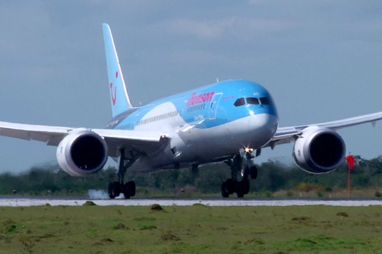 Cancun: service de transfert aéroport privéTransfert à la région de Tulum