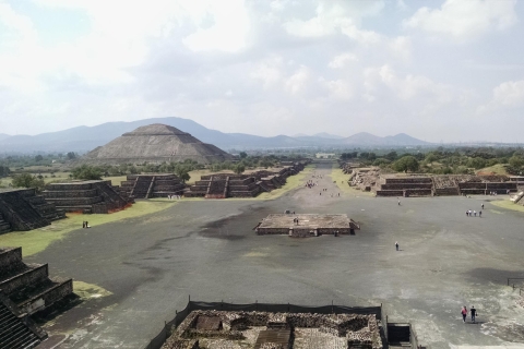 Teotihuacán, Plaza de las Tres Culturas i Acolman Tour