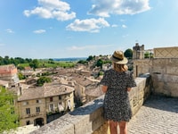 De Bordeaux, visite guidée des vins de Saint-Emilion - Hizvo