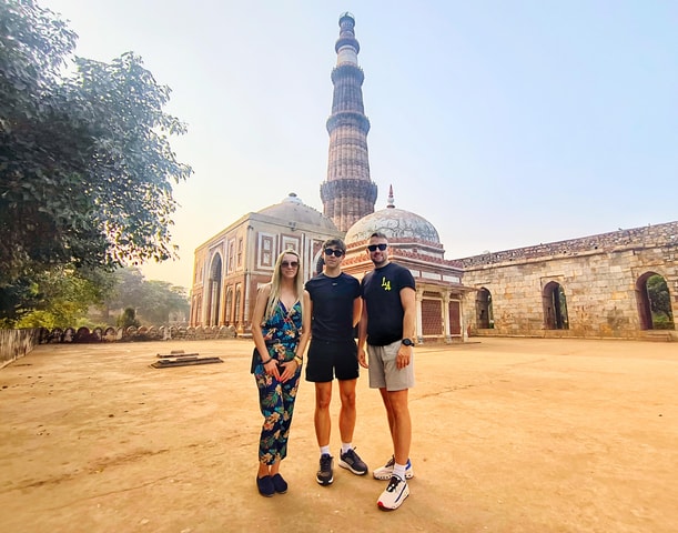 Delhi: Qutub Minar Skip-the-Line Private Tour with Transfers