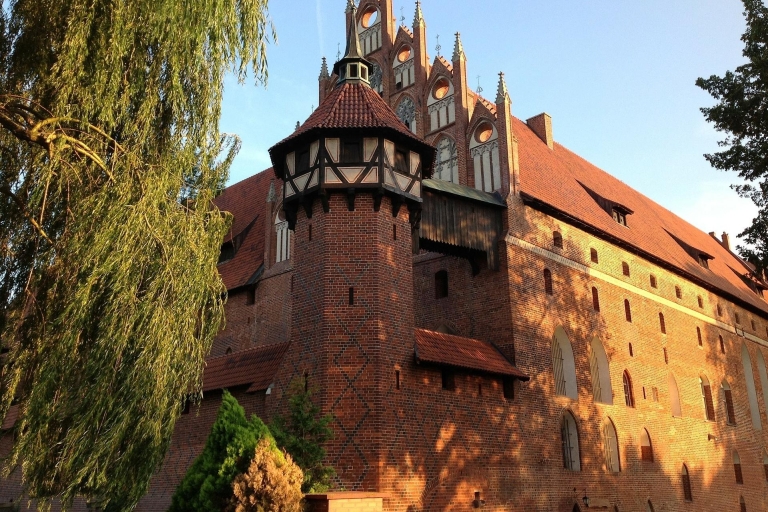 Château de Malbork: visite privée de 6 heures au plus grand châteauVisite privée en anglais, allemand, russe ou polonais