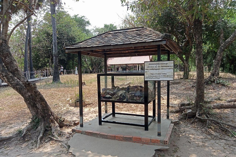 Excursion d&#039;une demi-journée au musée de la prison génocidaire S21 et au champ de la mort