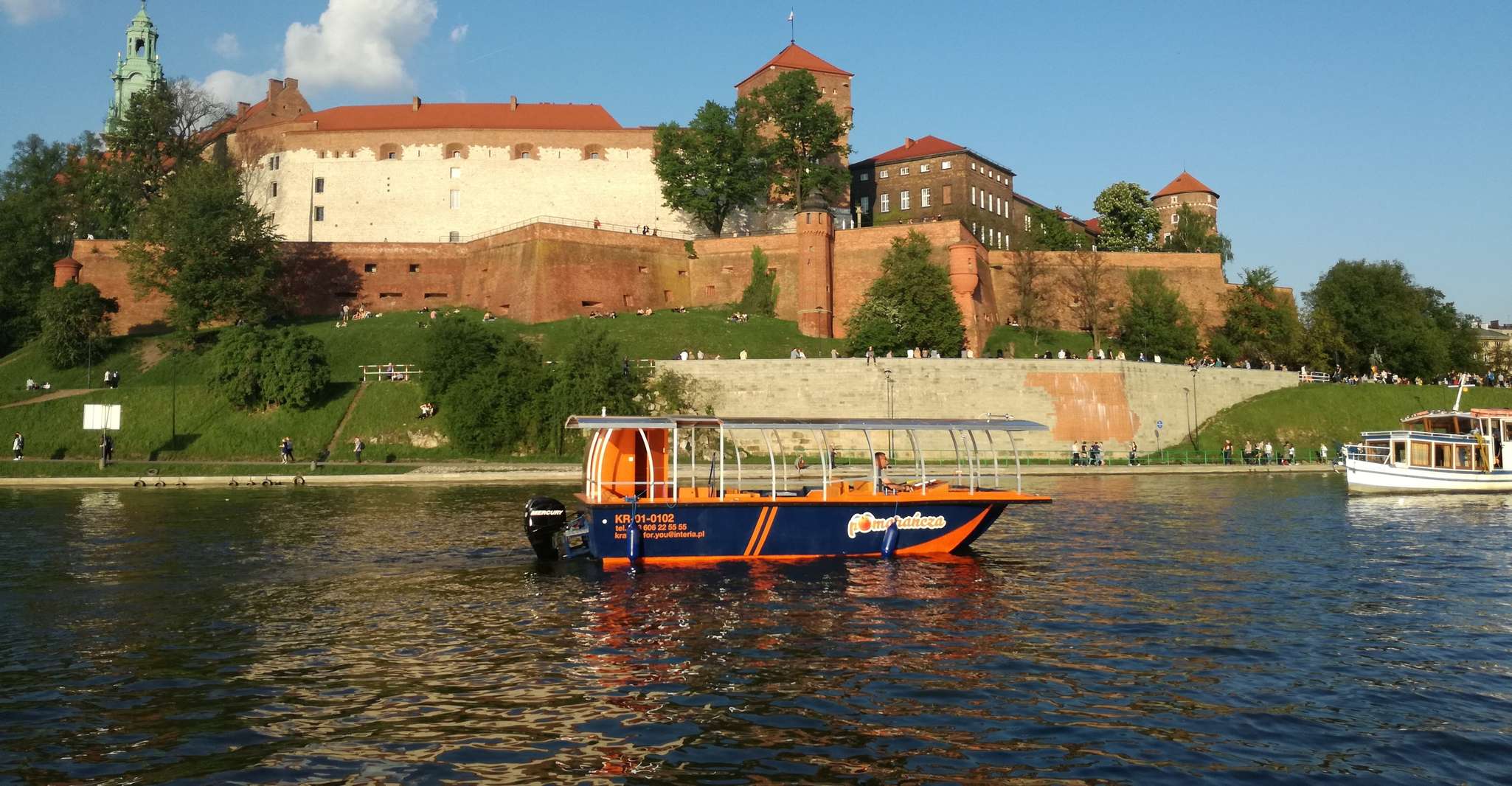 Krakow, crucero en barco a Tyniec en el río Vístula - Housity