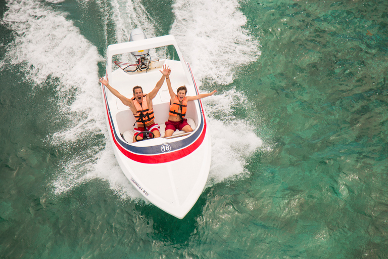 De Cancun et de la Riviera Maya : aventure en VTT et hors-bordATV et aventure en bateau rapide de Cancun et Riviera Maya