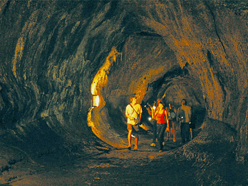 Ab Hilo: Kleingruppen-Vulkantour auf Big Island. Foto: GetYourGuide Ab Hilo: Kleingruppen-Vulkantour auf Big Island. Foto: GetYourGuide