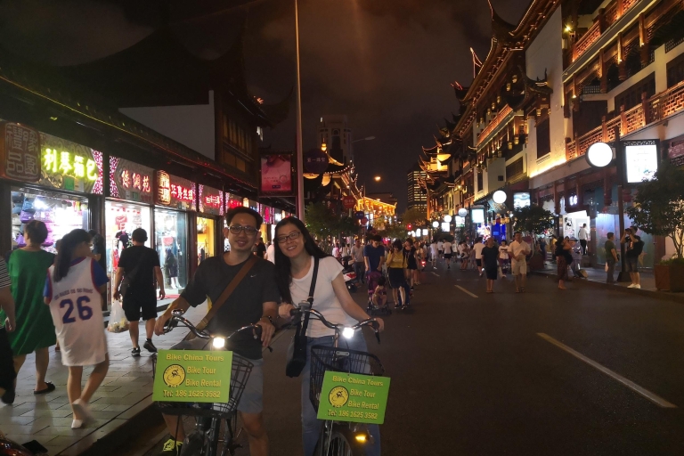 Shanghái: tour en bicicleta de degustación y aventura nocturna de 4 horasShanghai: tour en bicicleta de aventura nocturna de 4 horas