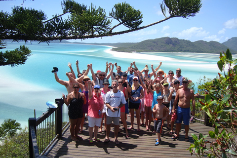 Airlie Beach: Whitehaven Beach BBQ &amp; Hill Inlet AdventureAirlie Beach: North &amp; South Whitehaven Beach Experience