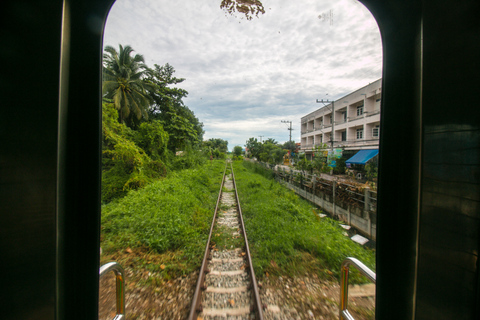 Damnoen Saduak Floating Market & Maeklong Train Market Tour Premium 9 seat with hotel pick up and drop off