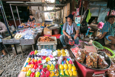 Damnoen Saduak Floating Market & Maeklong Train Market Tour Premium 9 seat with hotel pick up and drop off