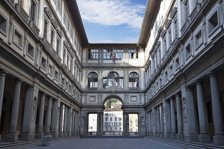 Florencia: visita guiada sin colas a la galería de los UffiziVisita guiada a la Galería de los Uffizi en inglés