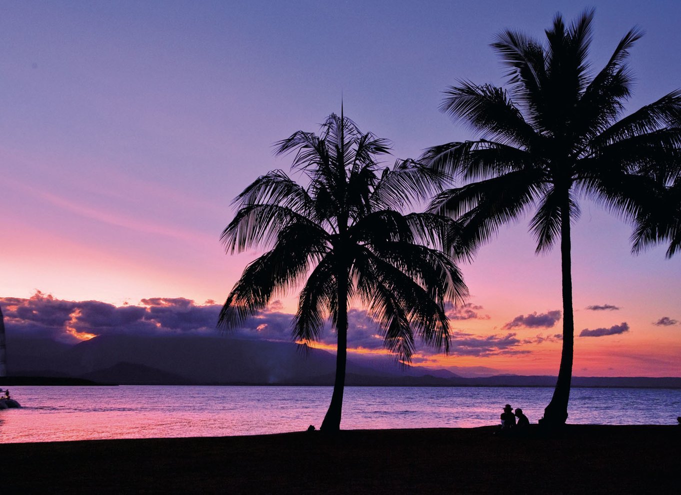 Port Douglas: Sejltur i solnedgang på luksuskatamaran