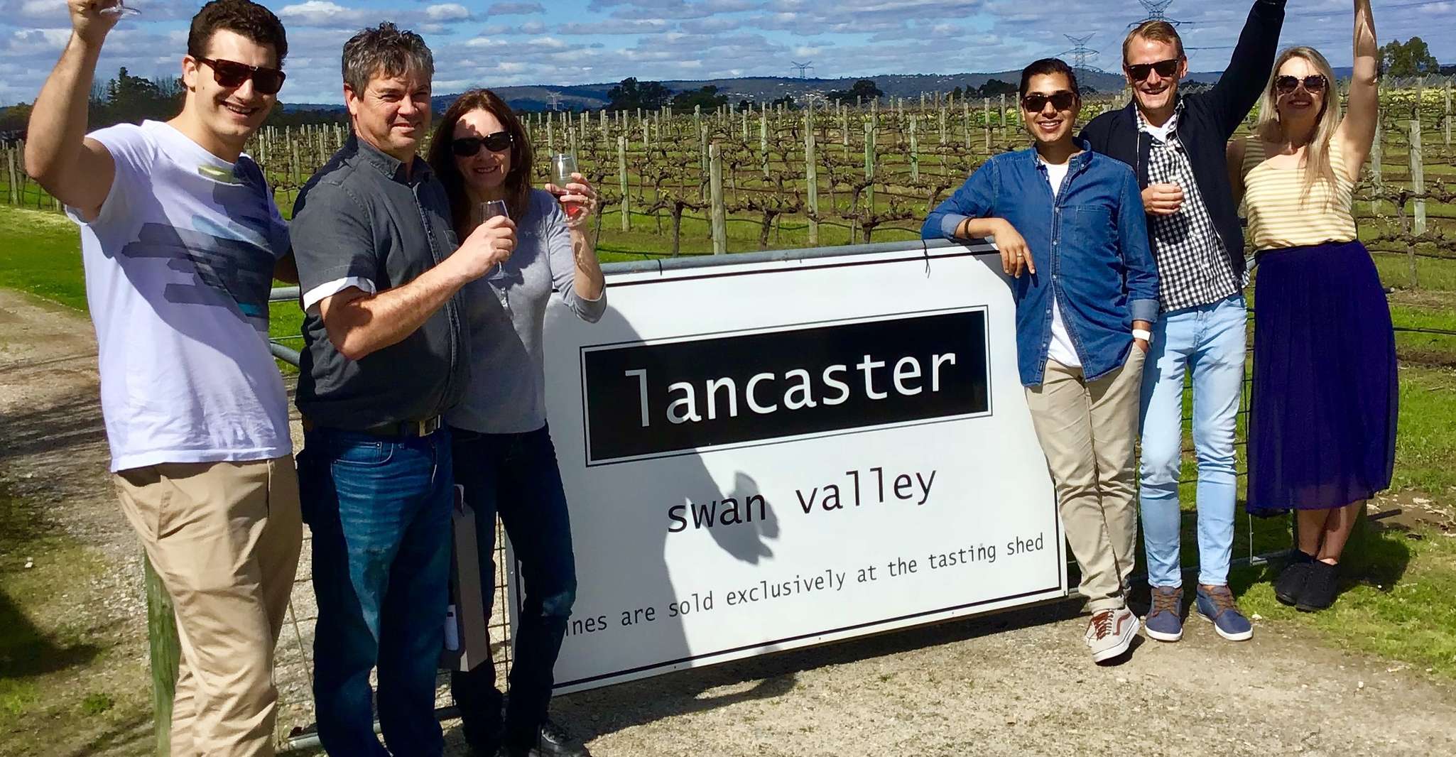 Swan Valley Wineries Tasting Tour and River Cruise - Hizvo