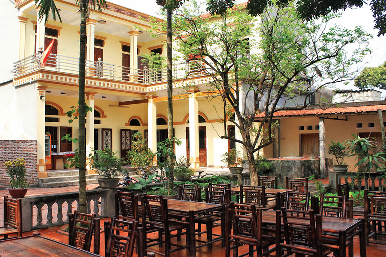 Vanuit Hanoi: dagtrip Tràng An, Bích Động-pagode & fietsenDaguitstap vanuit Hanoi: Tràng An, Bích Động-pagode & Hoa Lư