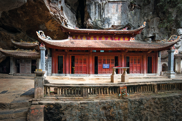 Vanuit Hanoi: dagtrip Tràng An, Bích Động-pagode & fietsenDaguitstap vanuit Hanoi: Tràng An, Bích Động-pagode & Hoa Lư