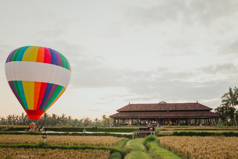 Ubud: Hot Air Balloon Experience Hot Air Balloon Experience with Dinner Included