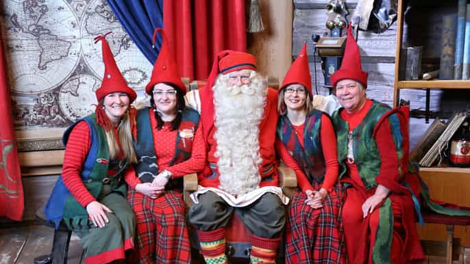 rovaniemi santa claus village and arctic circle